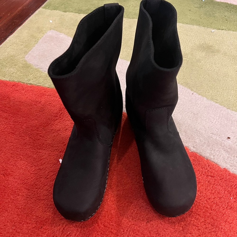 Sanita Wooden Black Leather Women's Boots NWOT Size 4 or EU35